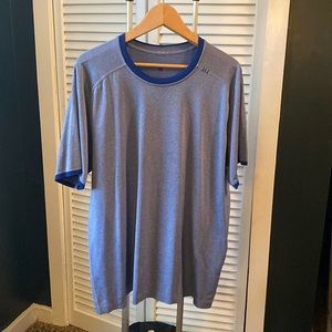 Lululemon Men’s Blue T-Shirt
